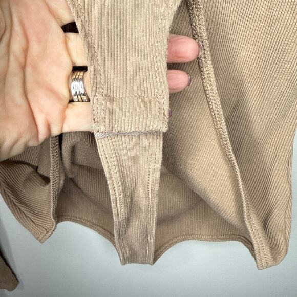 Bohme Noelle Ribbed Open Back Beige Bodysuit Medium Long Sleeve Chic‎ Classic - Picture 7 of 10